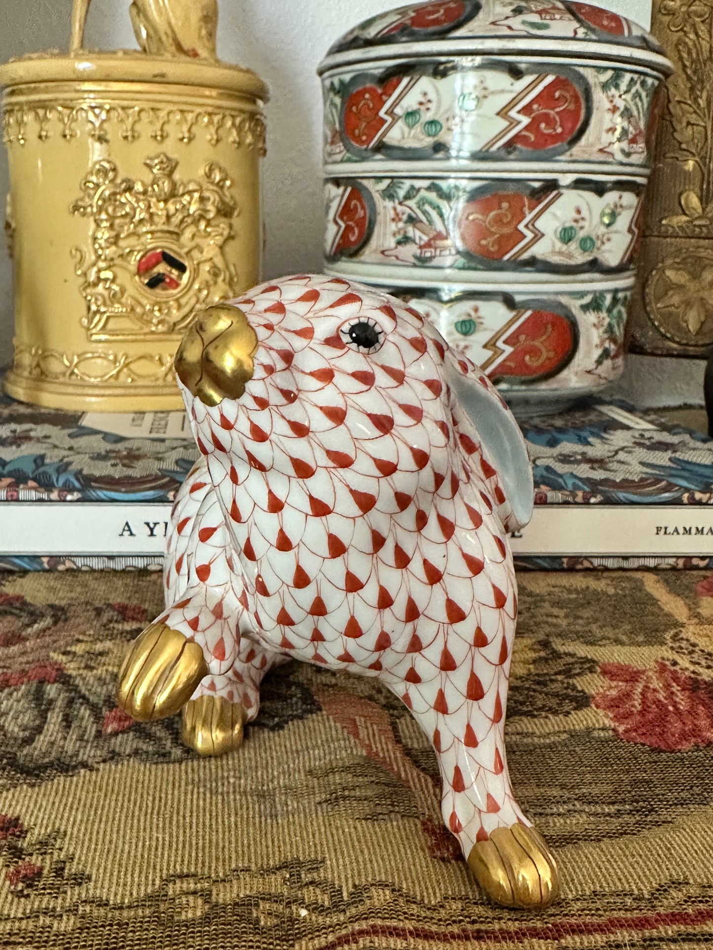 Herend Hand-Painted Porcelain Rabbit Figurine | Rust Fishnet | 6.5"