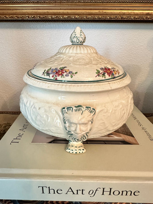 Antique Wedgwood Patrician Bognor Covered Tureen Bowl with Lion Feet