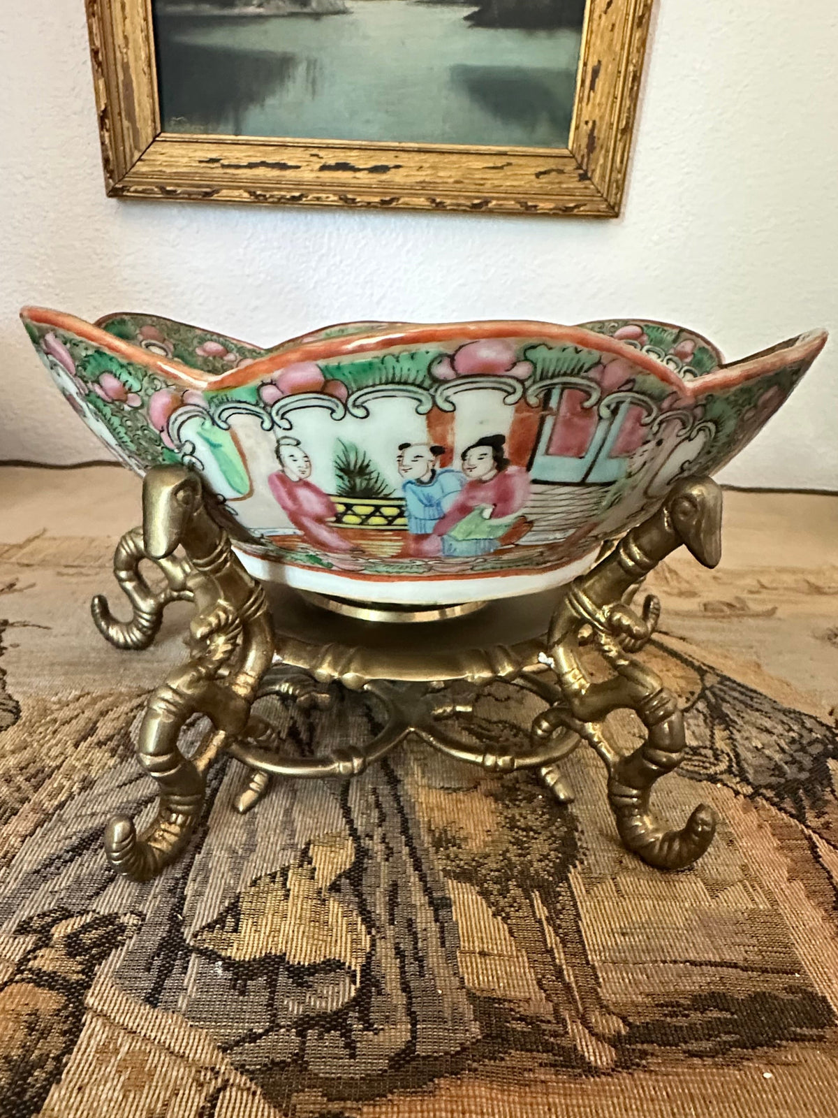 Antique Chinese Rose Medallion Scalloped Bowl – 7.75"