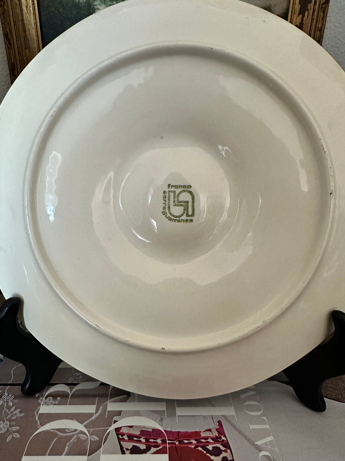 Vintage French Sarreguemines Majolica Oyster Plate with Crab – 9.5"