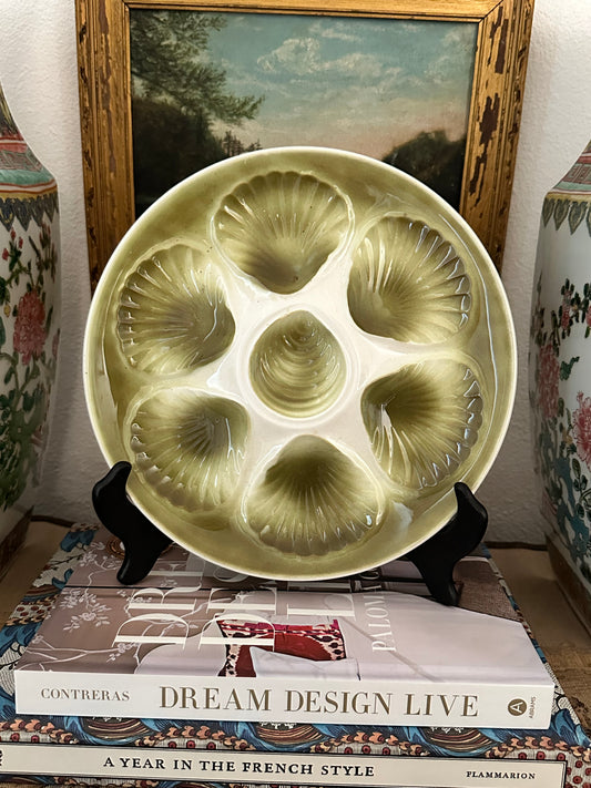 Vintage French Moulin des Loups Oyster Plate – Olive Green – 9.5"