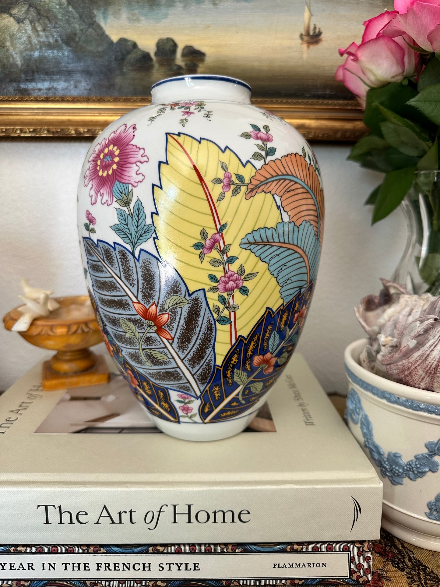 Vintage Mann Tobacco Leaf Porcelain Vase