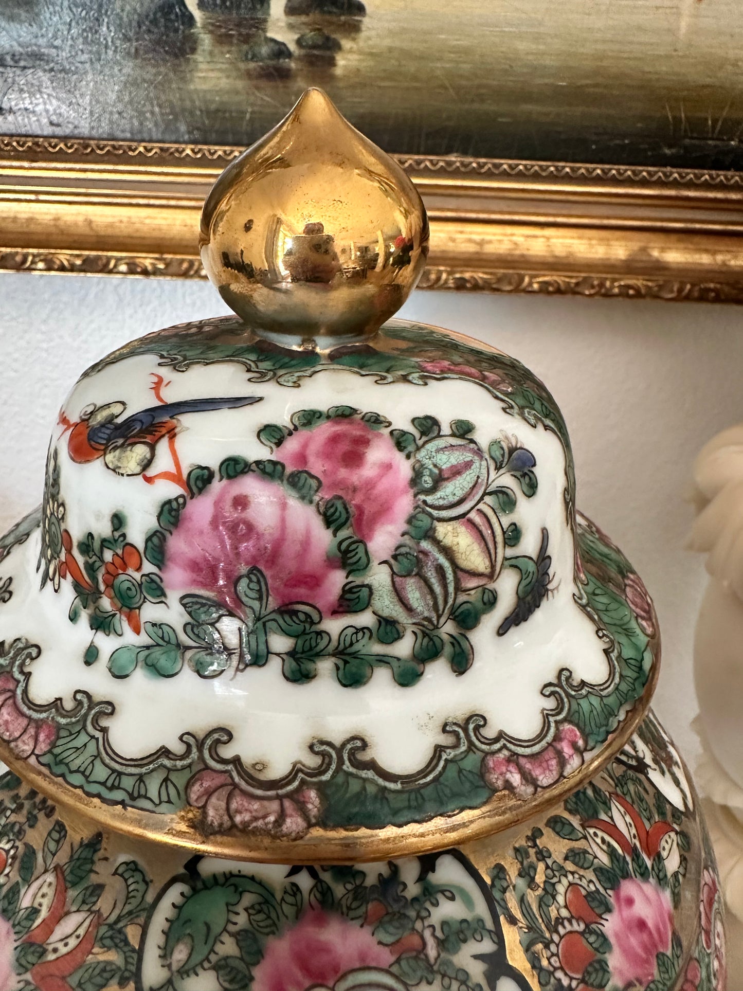 Vintage Macau Rose Medallion Temple Jar with Lid, 12.75" Chinoiserie Ginger Jar, Famille Rose Porcelain Vase