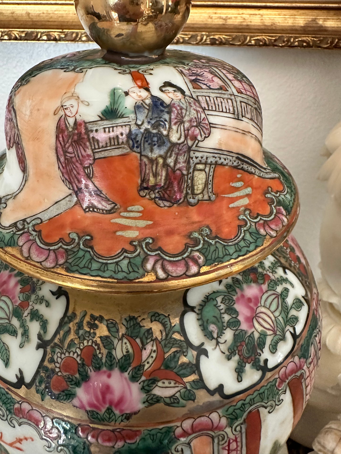 Vintage Macau Rose Medallion Temple Jar with Lid, 12.75" Chinoiserie Ginger Jar, Famille Rose Porcelain Vase