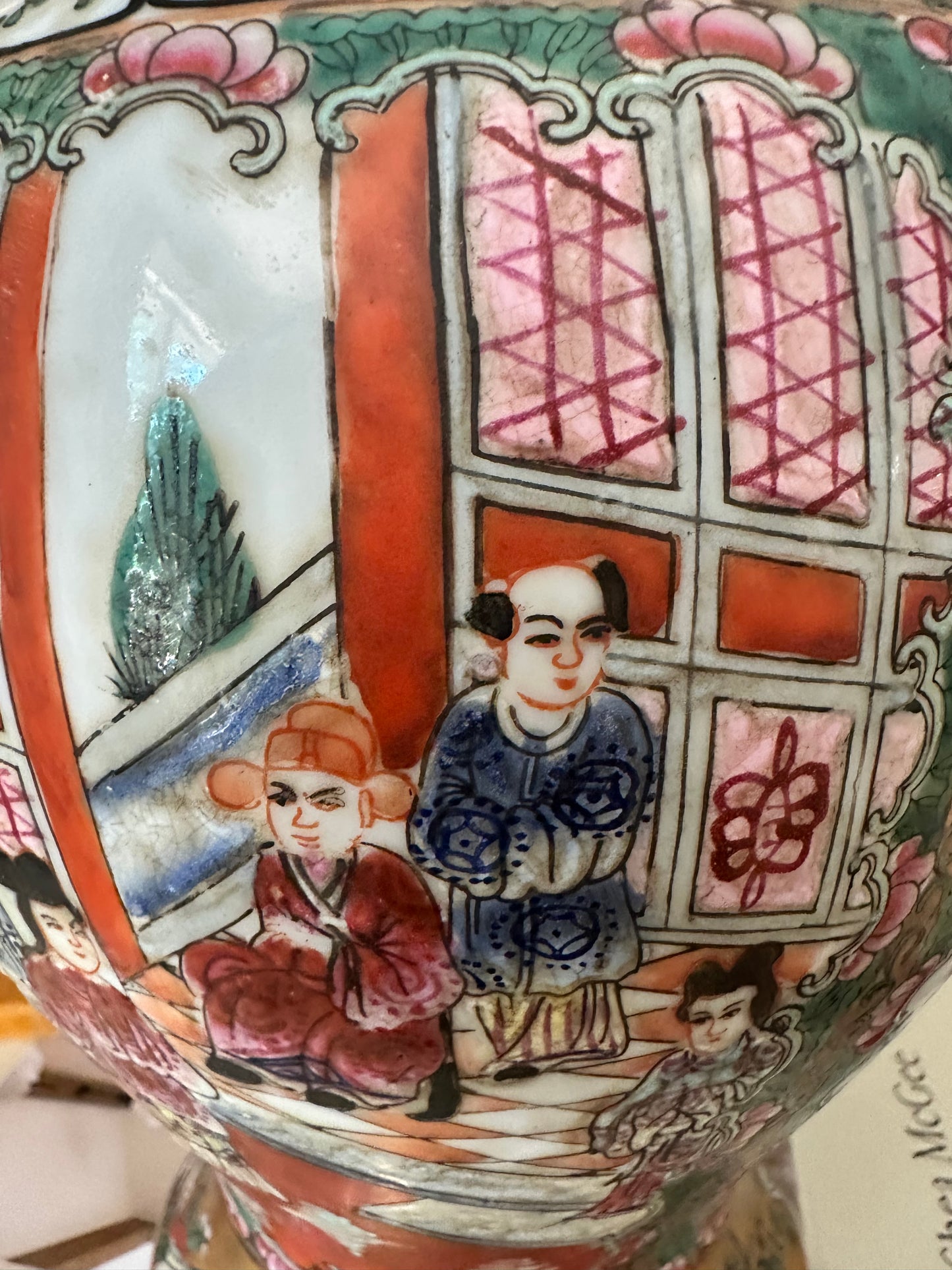 Vintage Macau Rose Medallion Temple Jar with Lid, 12.75" Chinoiserie Ginger Jar, Famille Rose Porcelain Vase
