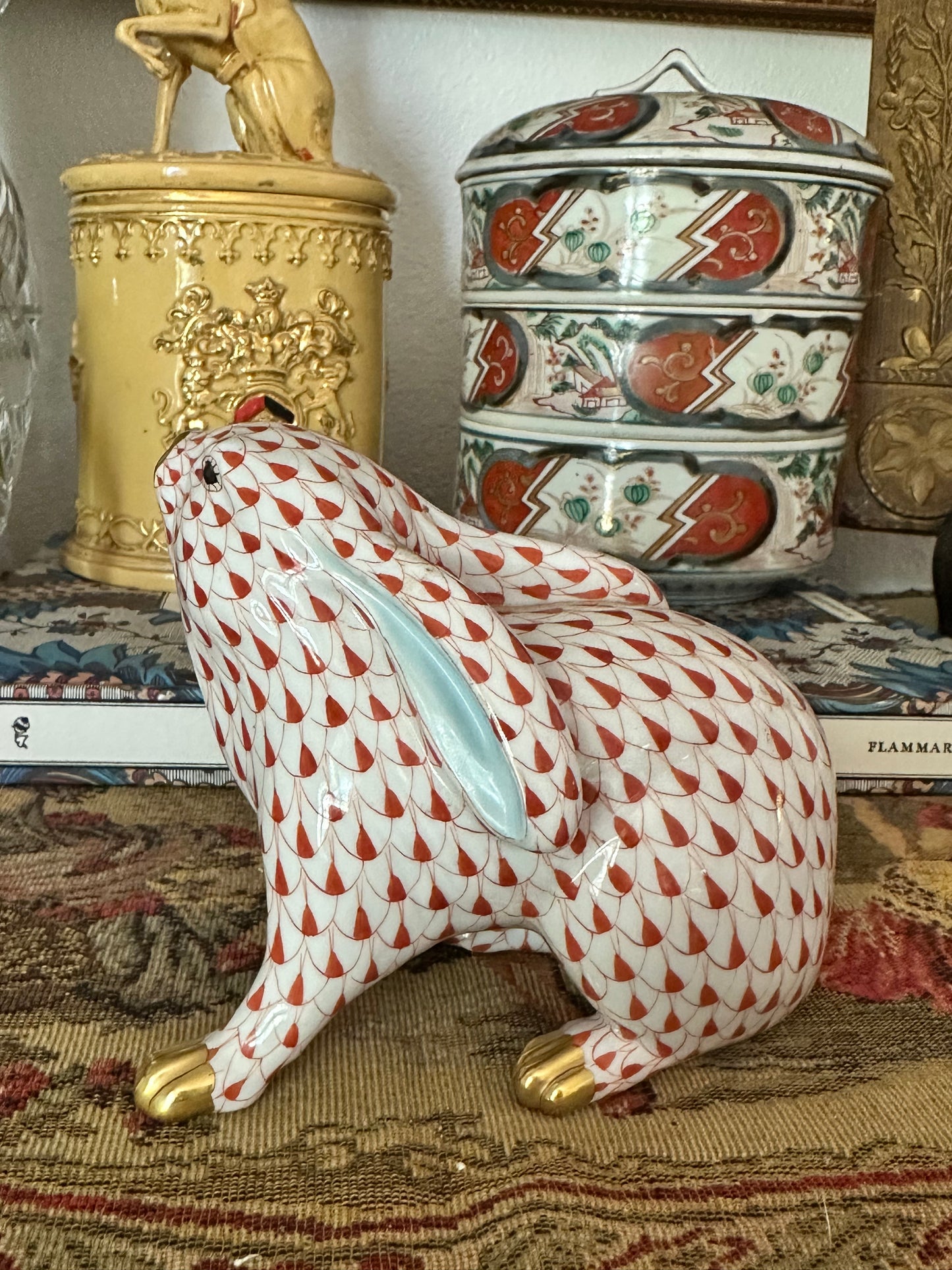 Herend Hand-Painted Porcelain Rabbit Figurine | Rust Fishnet | 6.5"