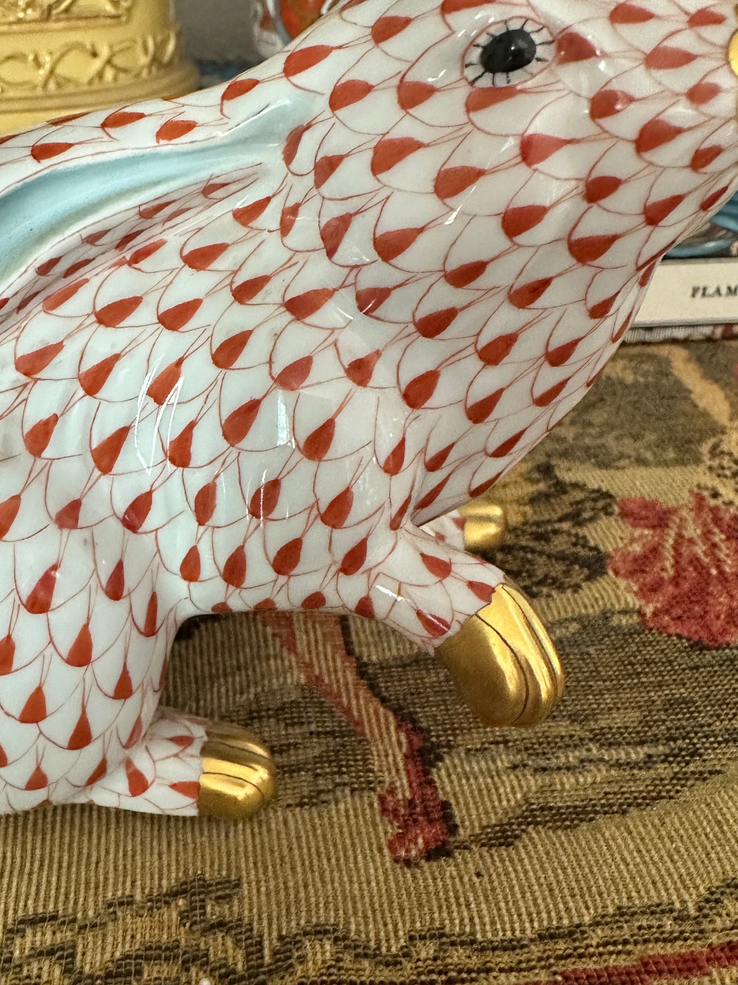 Herend Hand-Painted Porcelain Rabbit Figurine | Rust Fishnet | 6.5"