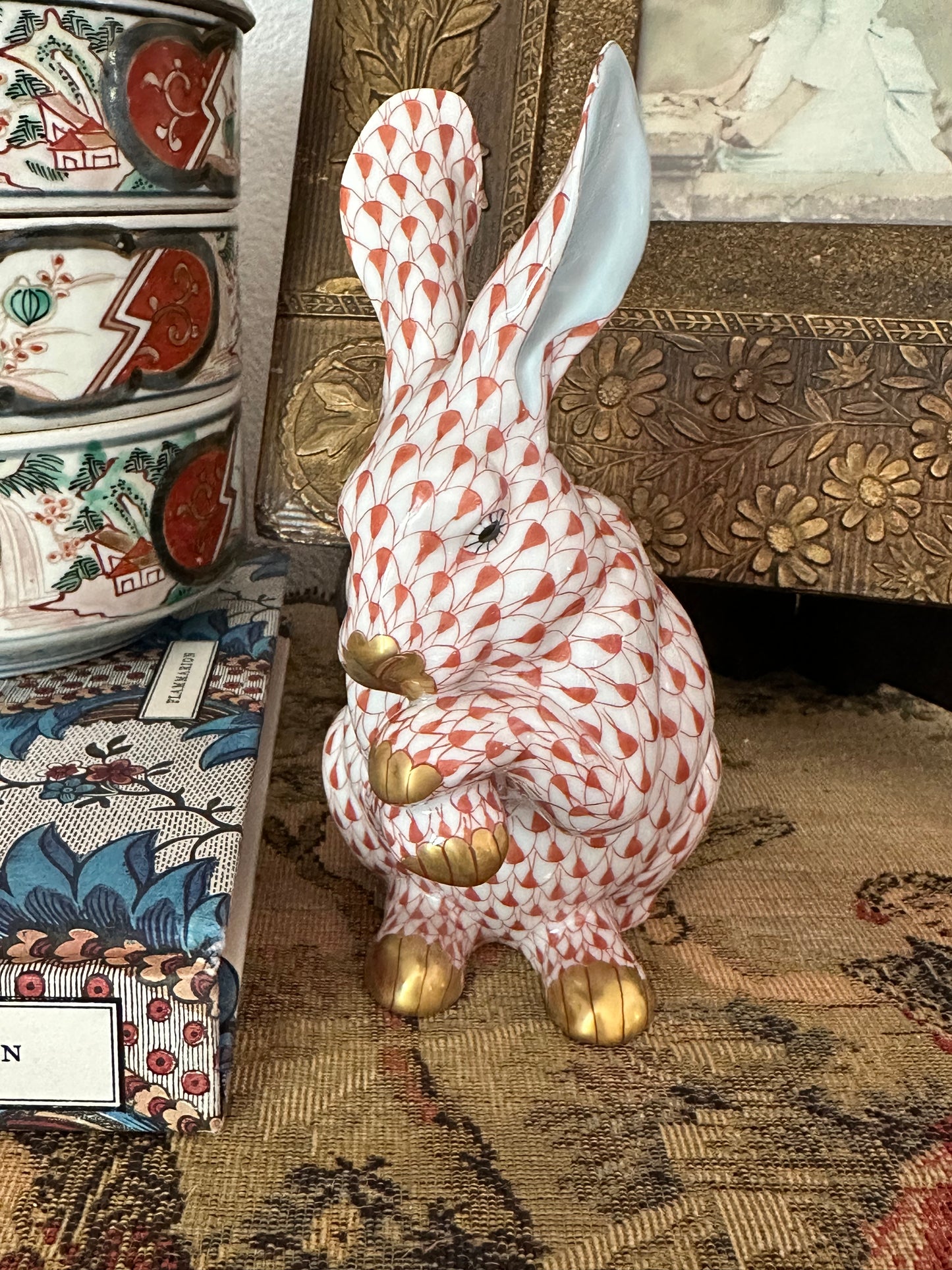 Herend Hand-Painted Porcelain Begging Rabbit | Rust Fishnet | 6.5"