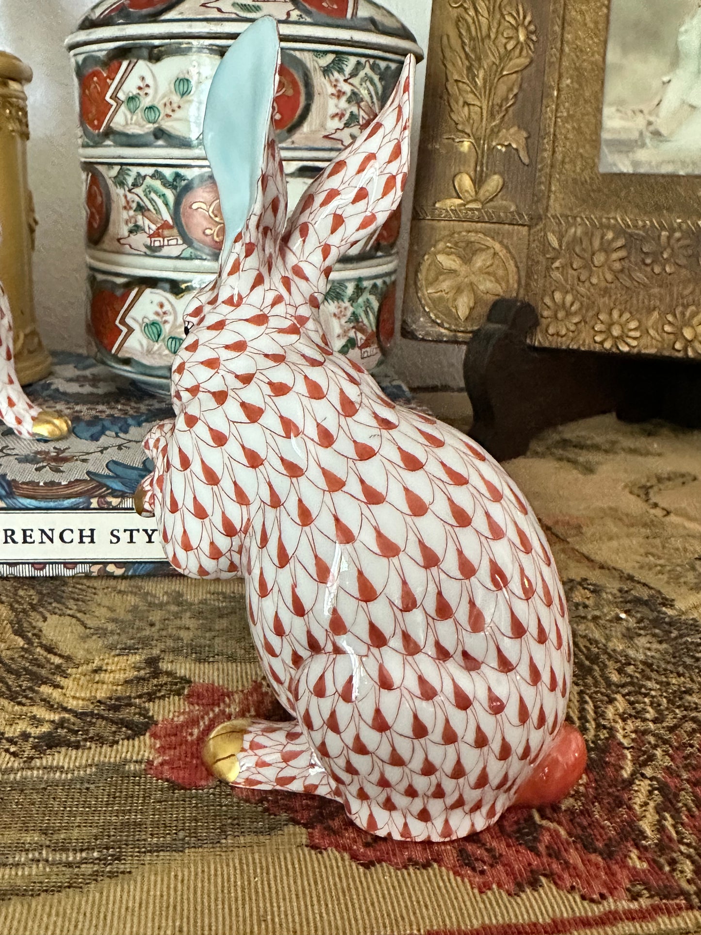 Herend Hand-Painted Porcelain Begging Rabbit | Rust Fishnet | 6.5"