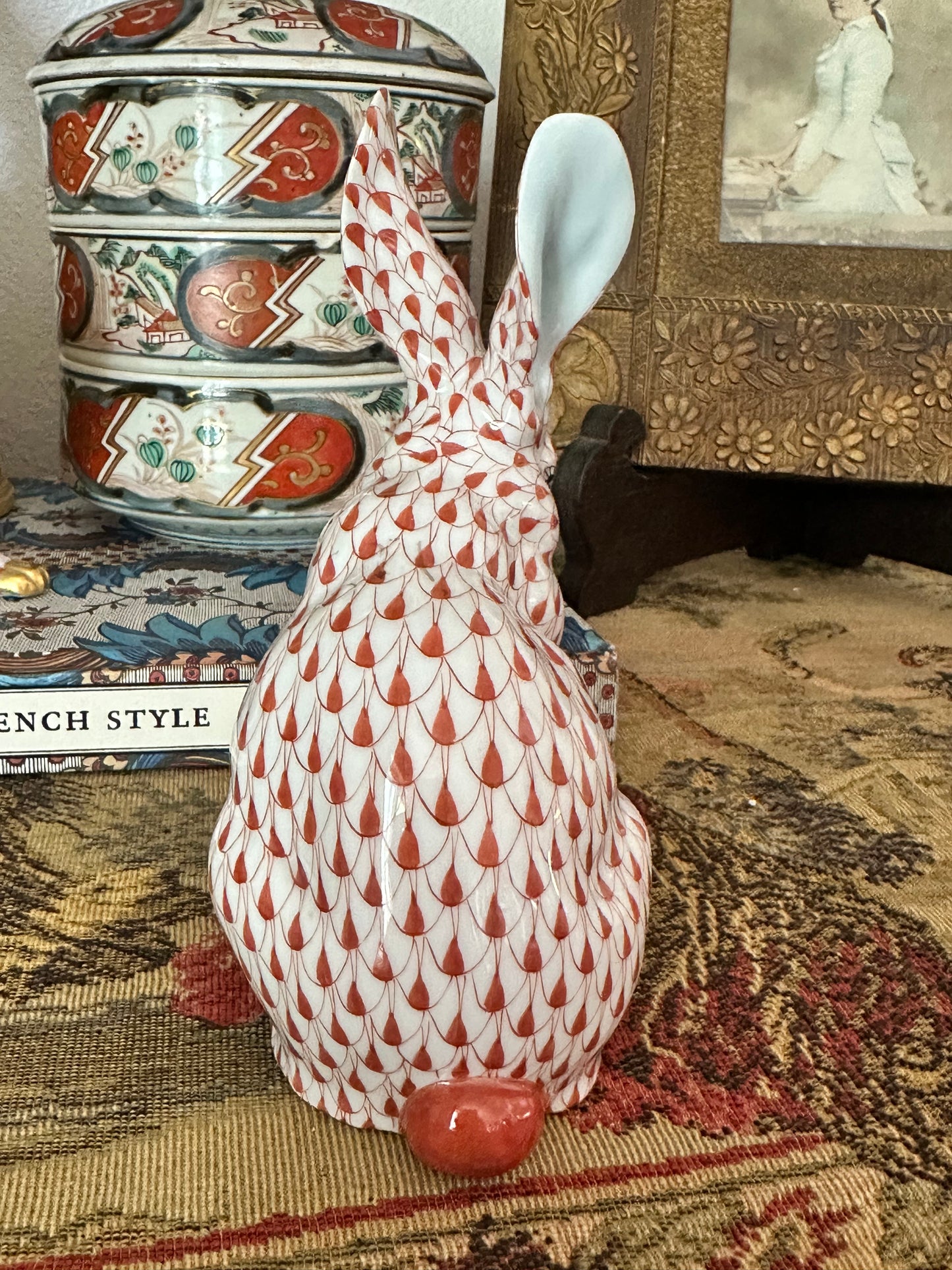 Herend Hand-Painted Porcelain Begging Rabbit | Rust Fishnet | 6.5"