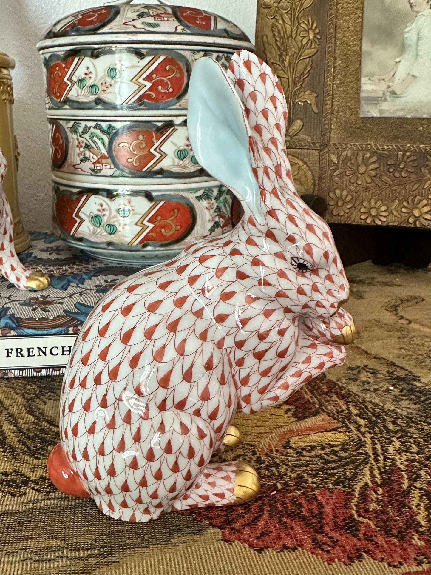 Herend Hand-Painted Porcelain Begging Rabbit | Rust Fishnet | 6.5"