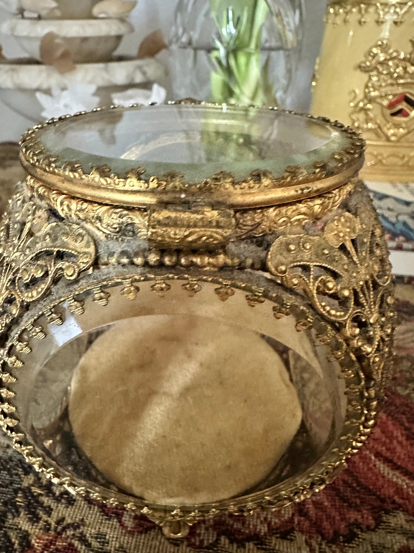 Vintage Stylebuilt Gold-Tone Glass Jewelry Casket Box | Vanity Display Case | Stylebuilt Frame Co. N.Y.