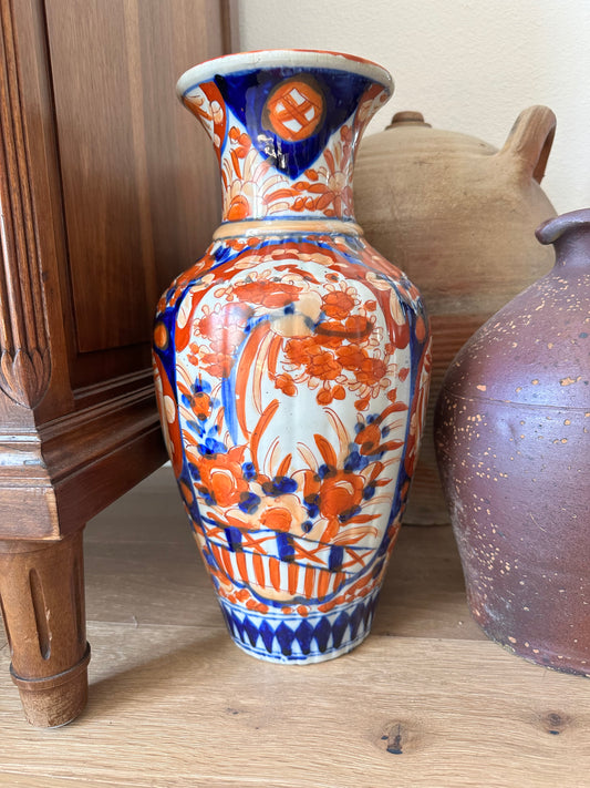 16" Antique Imari Porcelain Vase with Scalloped Body