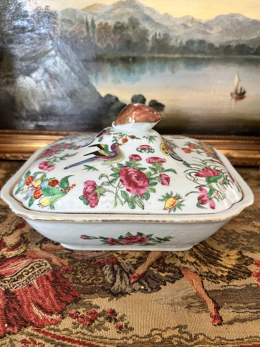 Antique Famille Rose Canton Lidded Tureen White Ground Chinese Export Porcelain